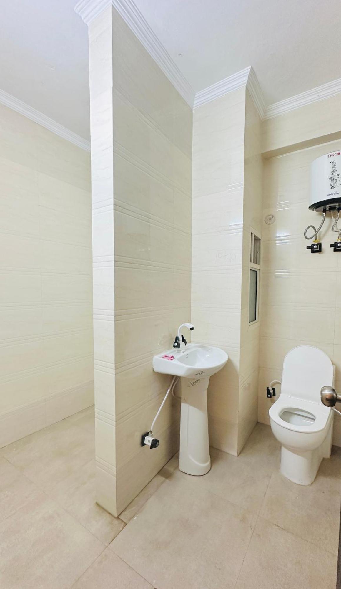 Hotel Relax In - Noida Sector 18 Екстериор снимка
